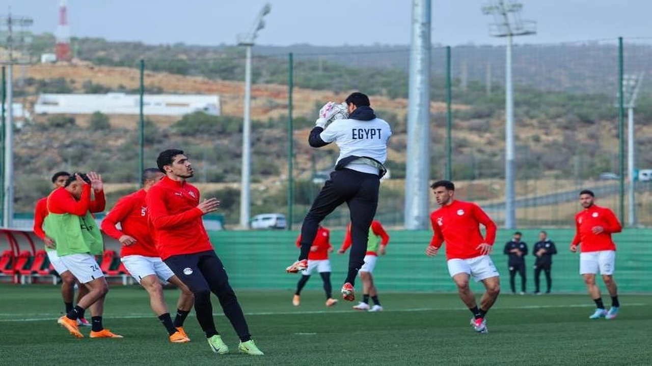 ساعة الانطلاق.. تفاصيل لقاء منتخب مصر والمحطات التلفزيونية الناقلة لمباراة اليوم